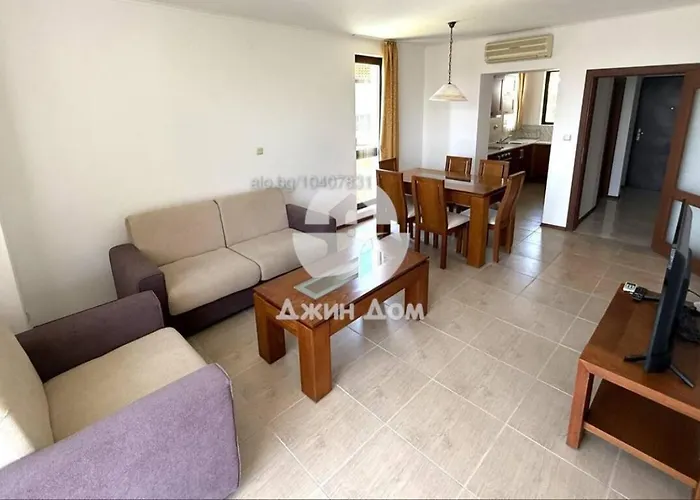 Dimi's Bay View Kosharitsa